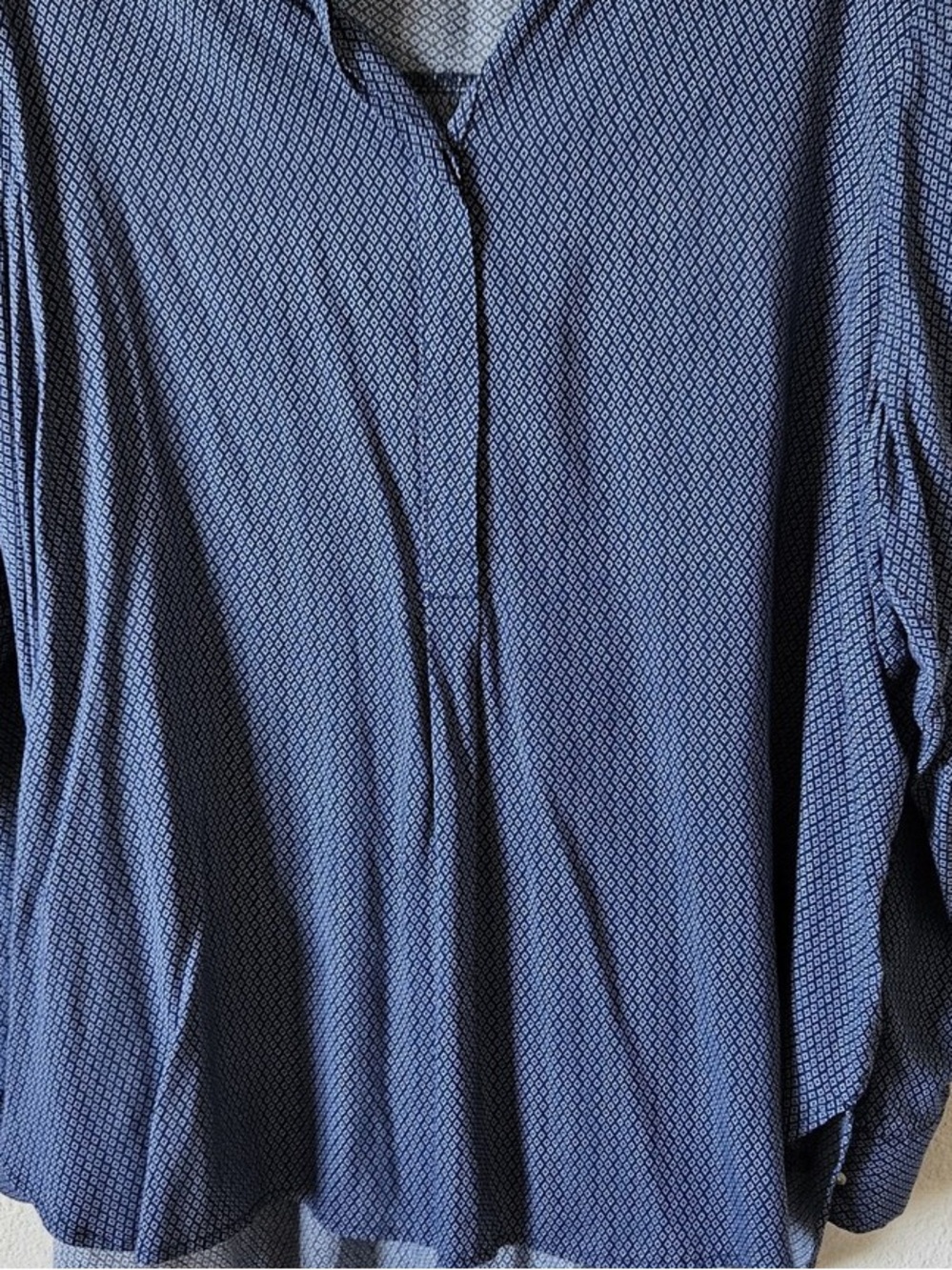 Old Navy Blue Long Sleeve Textured Split-Neck Tunic